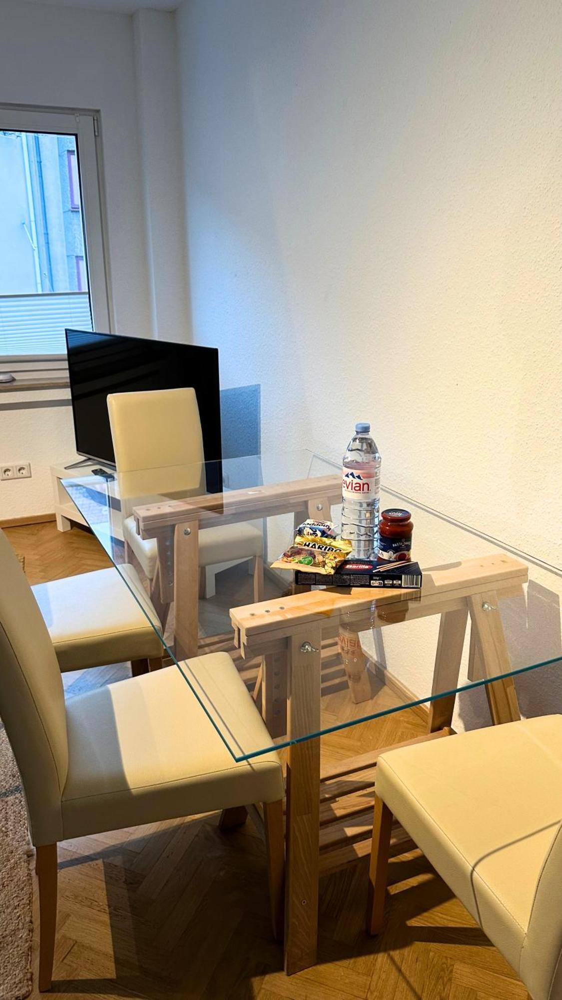 New - Cozy Apartment,Kitchen,Netflix And More Essen Extérieur photo